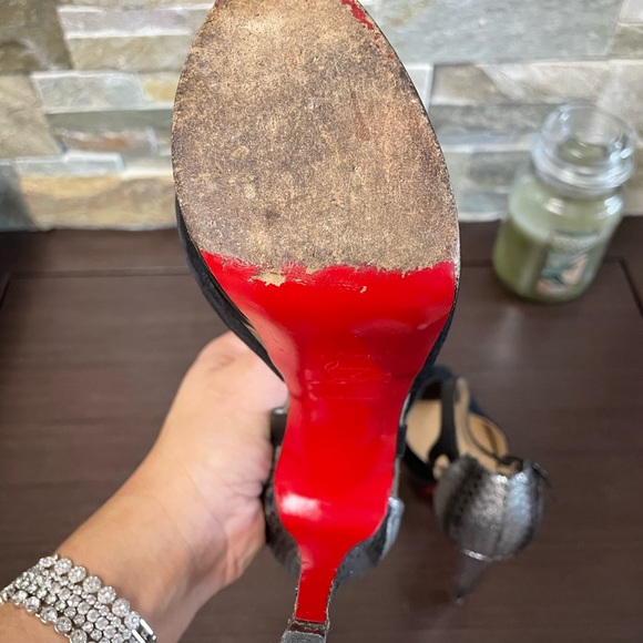 - 💥💥Authentic Christian Louboutin Cross Minetta Suede & Python Platform Pu… - Picture 6 of 8